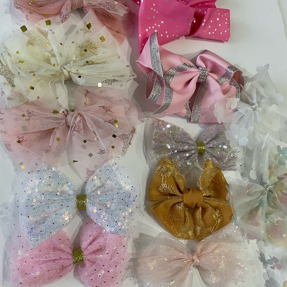 Girls bow’s - Picture 4 of 7